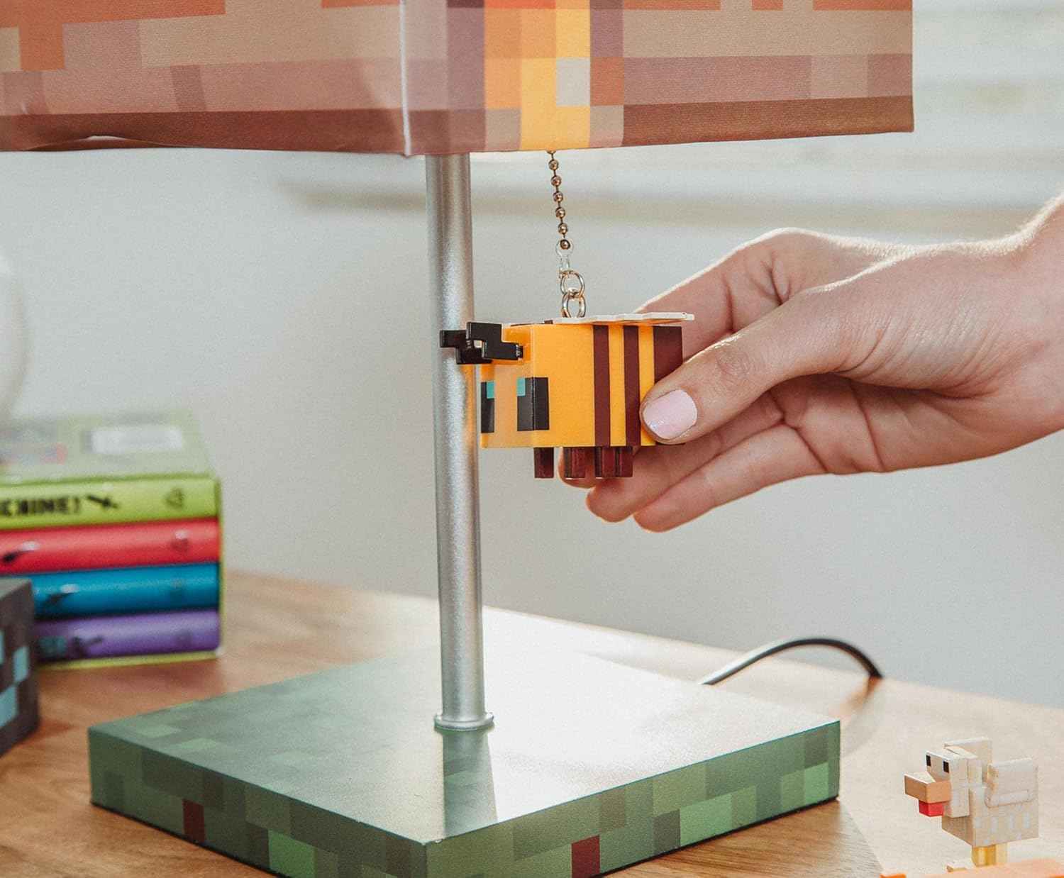 Minecraft Bee Lamp - Yellow Bee Nest Mood Light with 3D Puller | Kids Desk Lamp Home Decor