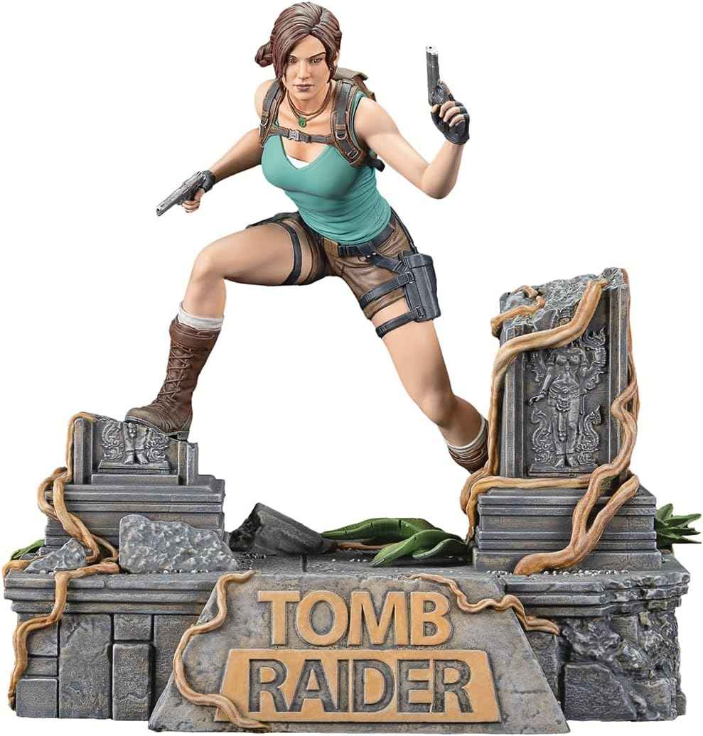 Dark Horse Deluxe Tomb Raider: Lara Croft PVC Statue