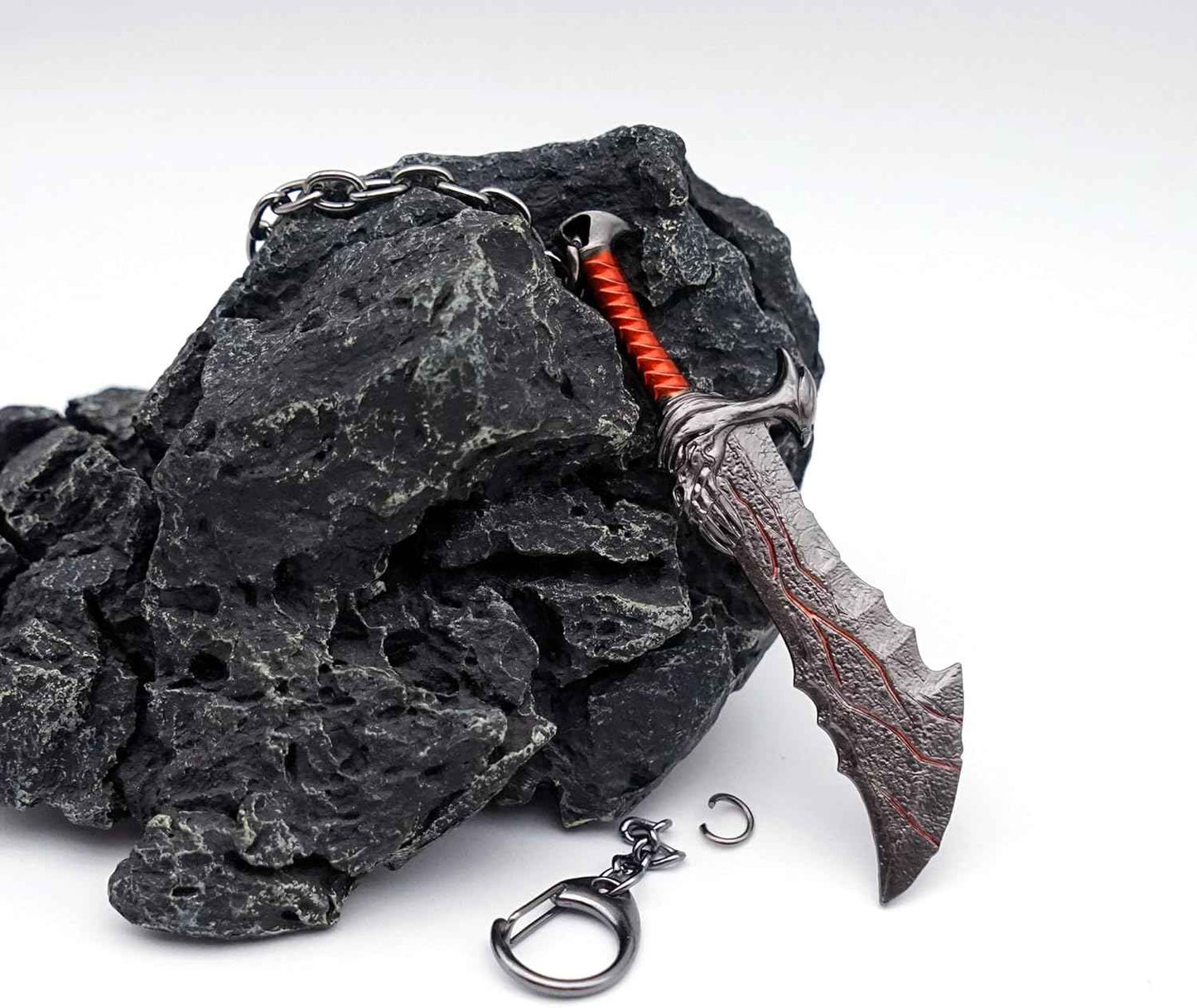 Mini Sword Key Chain Pendant For Men, 10cm Blades of Chaos Tiny Weapon Key Ring with Stand, Weapon Accessories Keychain
