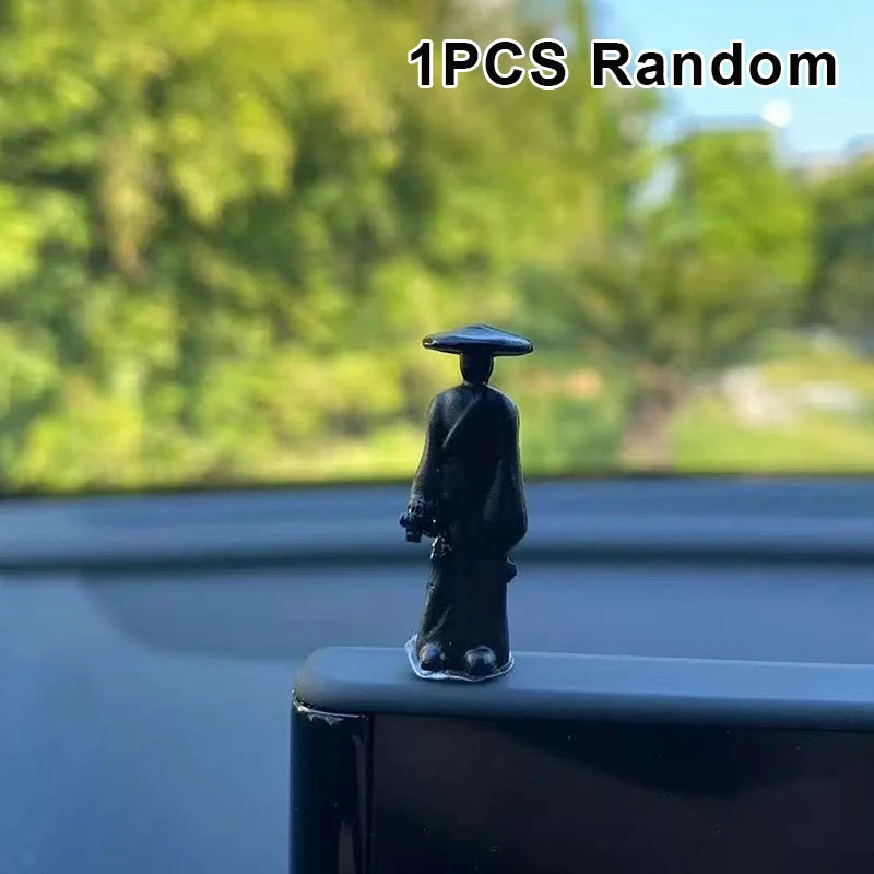 Samurai Mini Figure – Desktop & Monitor Collectible Statue