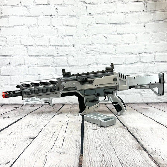 Hemlok Burst AR Replica – Silver Apex Legends Prop | Durable Collectible Toy Weapon Collectible