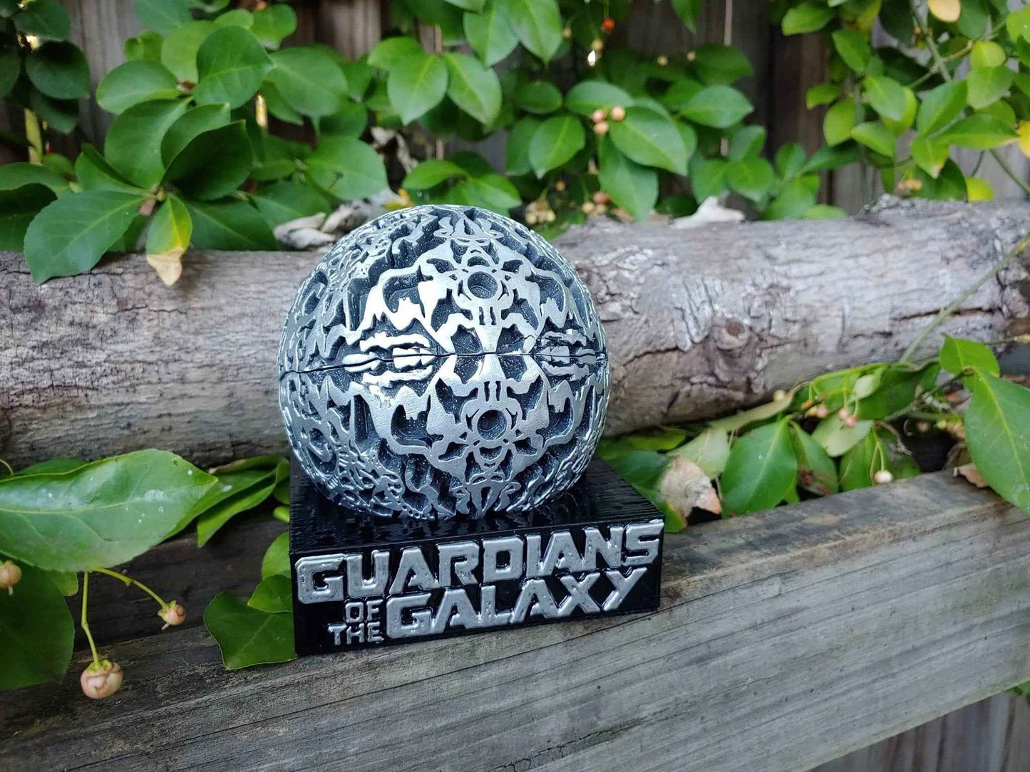 Guardians of the Galaxy Orb – Hand Painted Magnetic Infinity Orb Display Stand With stand
