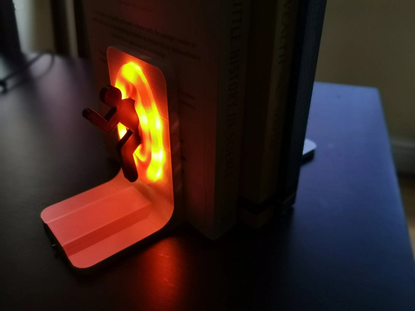 LED Portal Bookends - Light Up - Xbox PS4 PS5 Books Games Movies Stand Ornament - Gapo Goods -