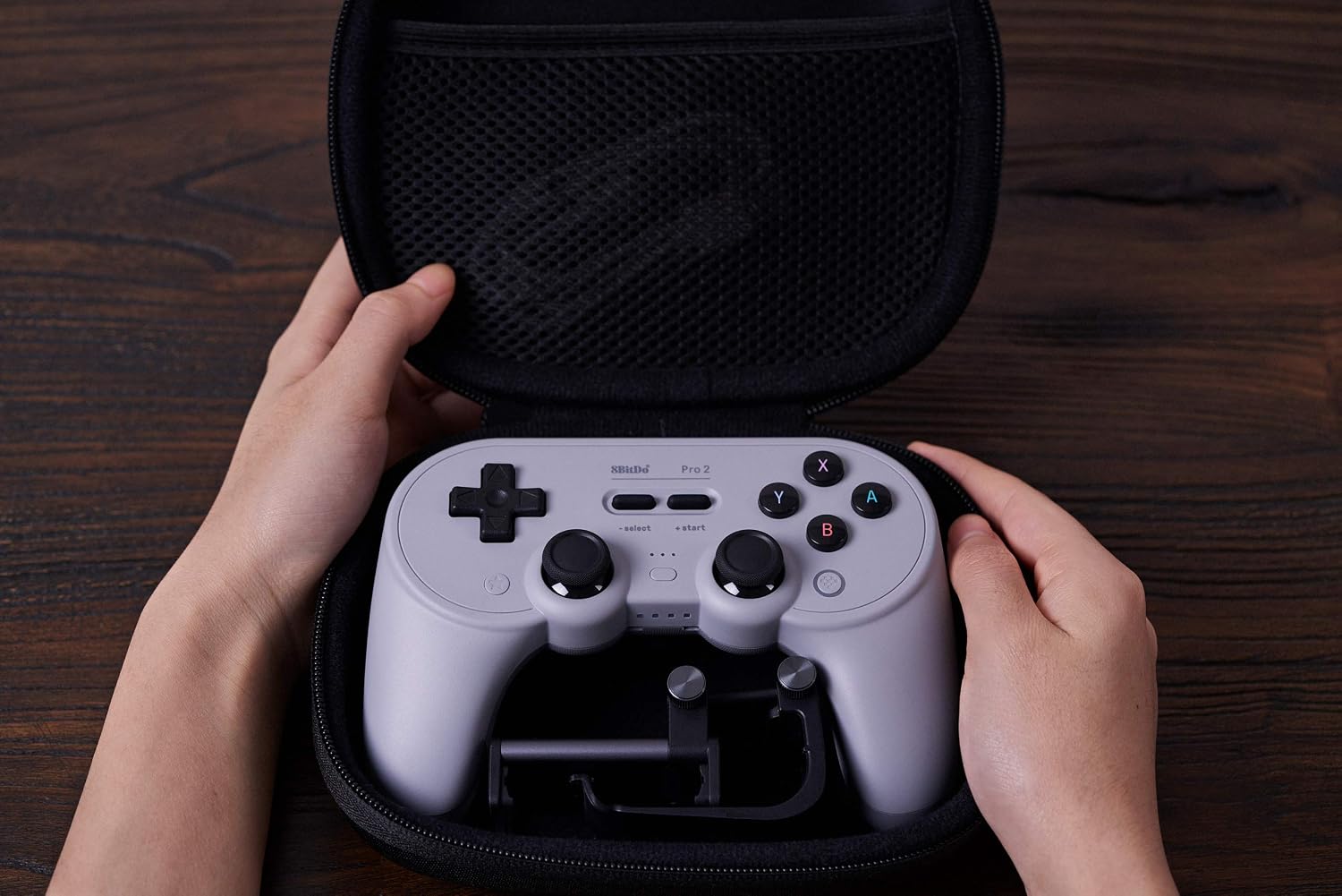 8Bitdo Classic Controller Travel Case - Pro 2, Sn30 Pro+, Switch, PS5, PS4, Xbox One & More