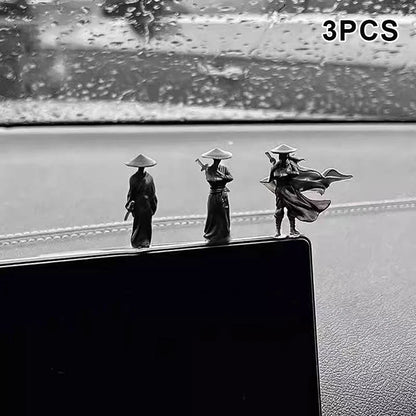 Samurai Mini Figure – Desktop & Monitor Collectible Statue