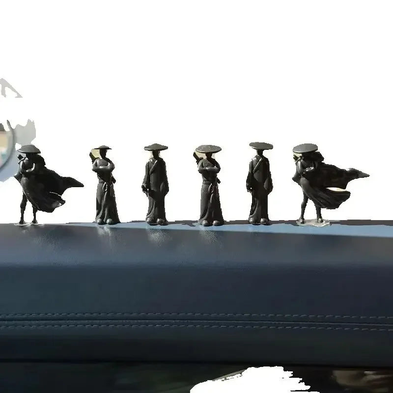 Samurai Mini Figure – Desktop & Monitor Collectible Statue