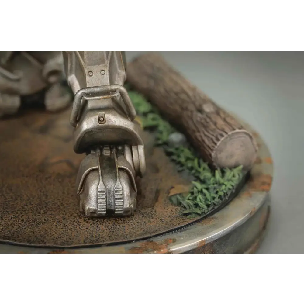 Fallout Maximus Figure – Hand Painted 10 Inch Collectible from Dark Horse Comics Collectible